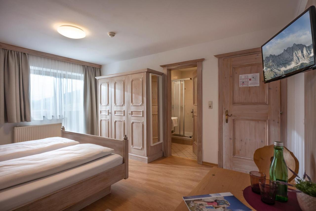 Hotel Schmiedboden オーベルンドルフ・イン・チロル エクステリア 写真