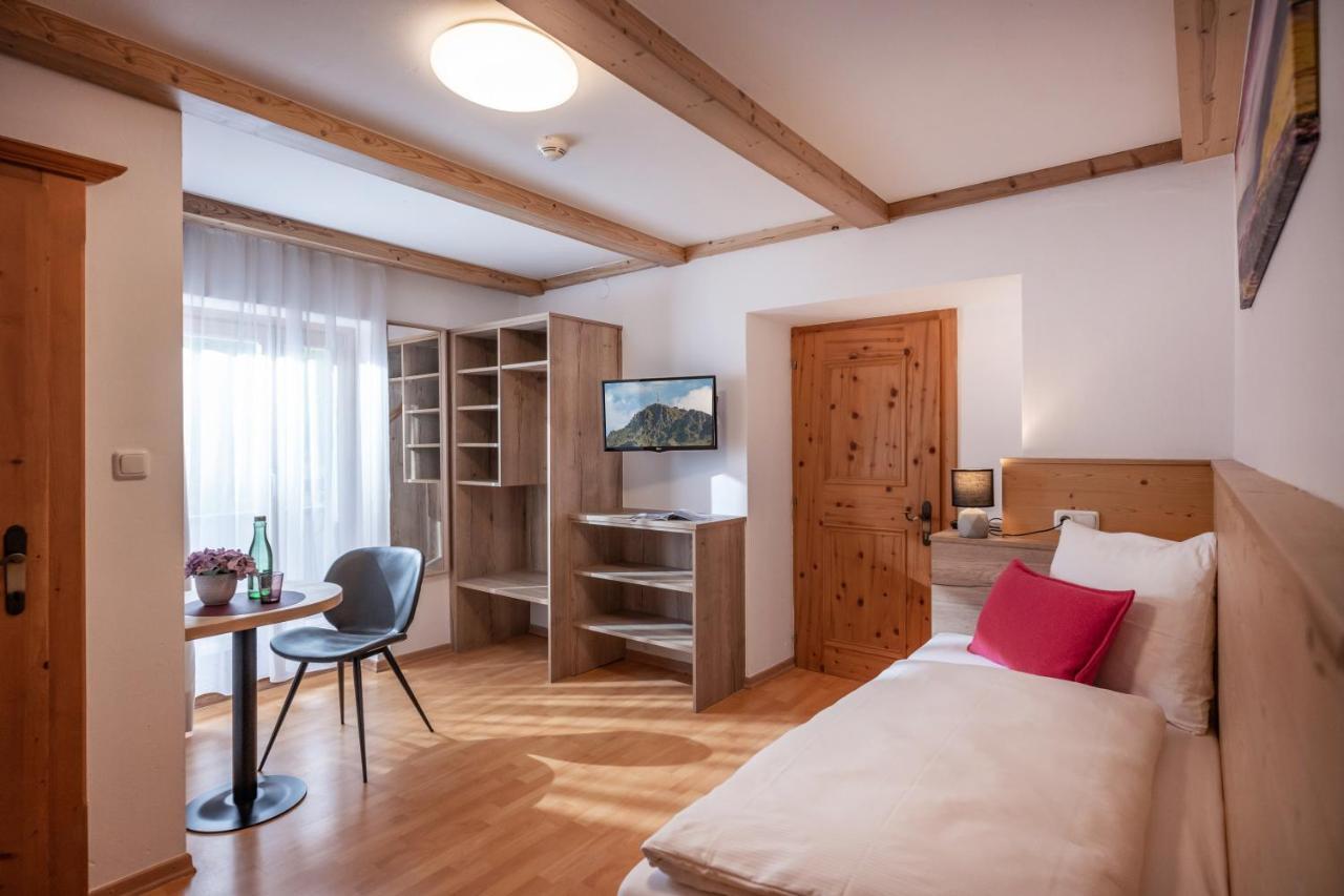 Hotel Schmiedboden オーベルンドルフ・イン・チロル エクステリア 写真